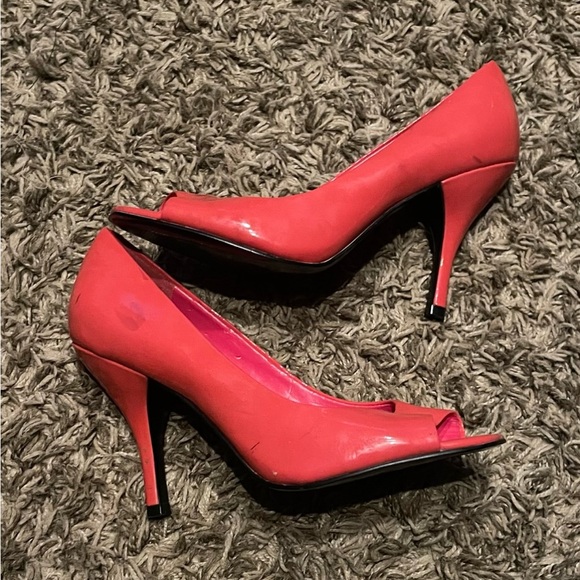 BCBGeneration High Heel Heels Stiletto Peep Toe Hot Pink Patent Leather 6.5 B - Picture 6 of 9